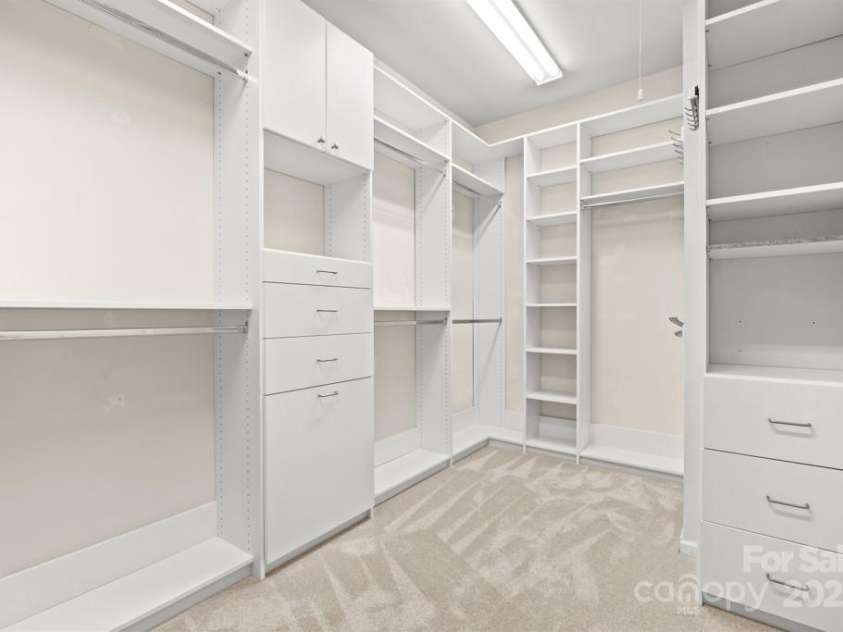 20135 Dovekie Lane, Fort Mill, SC 29707.  MLS# CAR4247031, YatesRealty ID 2806. 