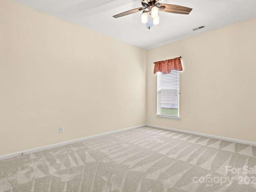 20135 Dovekie Lane, Fort Mill, SC 29707.  MLS# CAR4247031, YatesRealty ID 2806. 