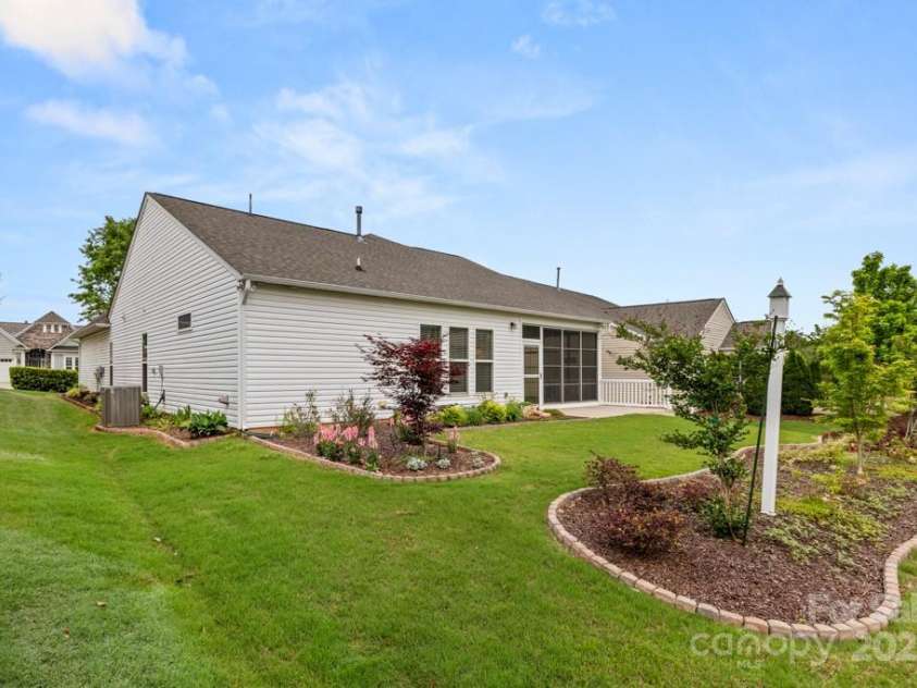 20135 Dovekie Lane, Fort Mill, SC 29707.  MLS# CAR4247031, YatesRealty ID 2806. 