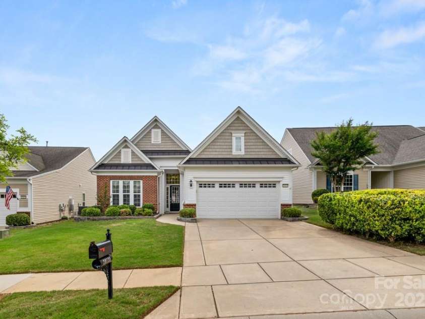 20135 Dovekie Lane, Fort Mill, SC 29707.  MLS# CAR4247031, YatesRealty ID 2806. 