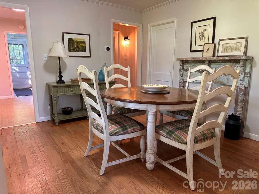 21 Byrd Lane, Brevard, NC 28712.  MLS# CAR4389839, YatesRealty ID 28061. 