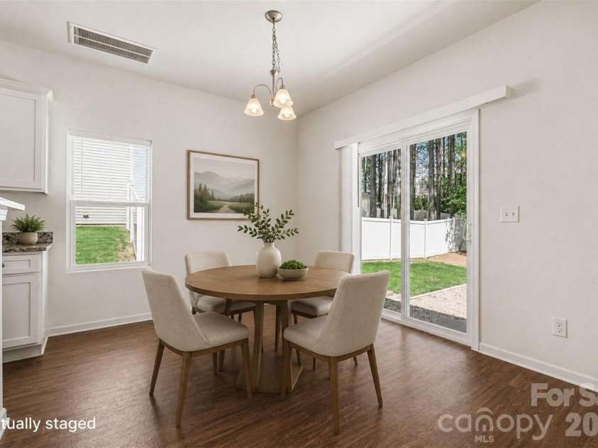 6414 Jerimoth Drive, Charlotte, NC 28215.  MLS# CAR4414528, YatesRealty ID 28062. 