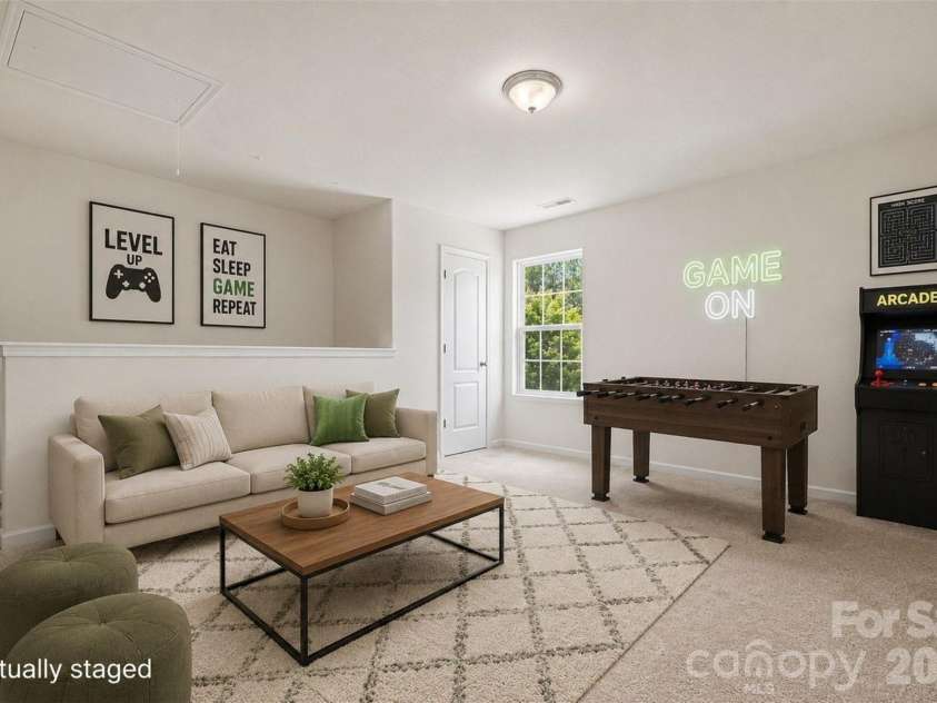 6414 Jerimoth Drive, Charlotte, NC 28215.  MLS# CAR4414528, YatesRealty ID 28062. 