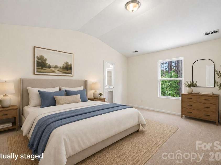 6414 Jerimoth Drive, Charlotte, NC 28215.  MLS# CAR4414528, YatesRealty ID 28062. 