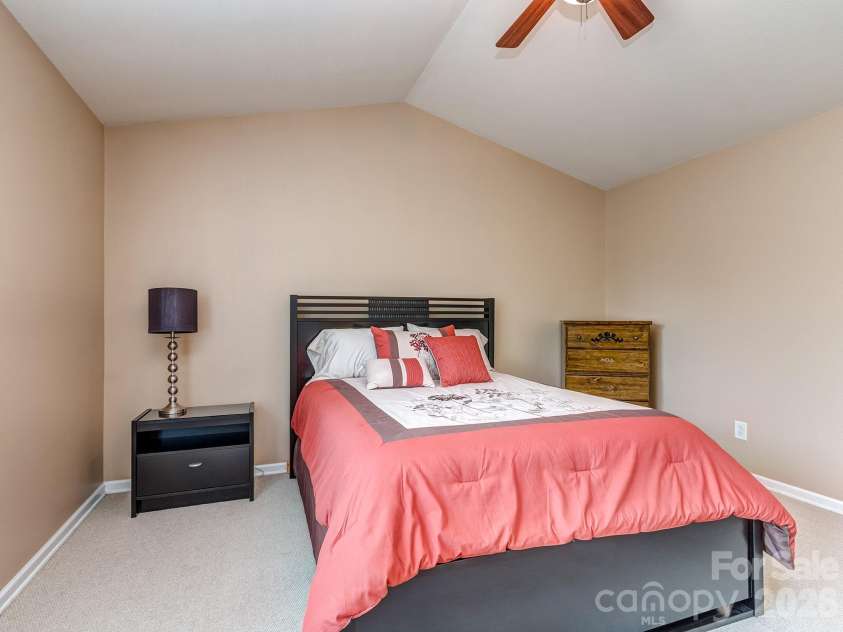 3064 Priory Ridge Drive, Fort Mill, SC 29707.  MLS# CAR4385929, YatesRealty ID 28063. 