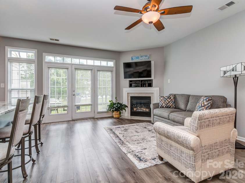 3064 Priory Ridge Drive, Fort Mill, SC 29707.  MLS# CAR4385929, YatesRealty ID 28063. Living room