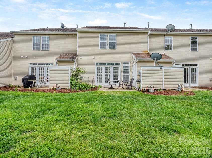 3064 Priory Ridge Drive, Fort Mill, SC 29707.  MLS# CAR4385929, YatesRealty ID 28063. Rear view
