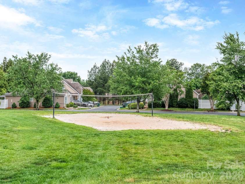 3064 Priory Ridge Drive, Fort Mill, SC 29707.  MLS# CAR4385929, YatesRealty ID 28063. Volley ball court