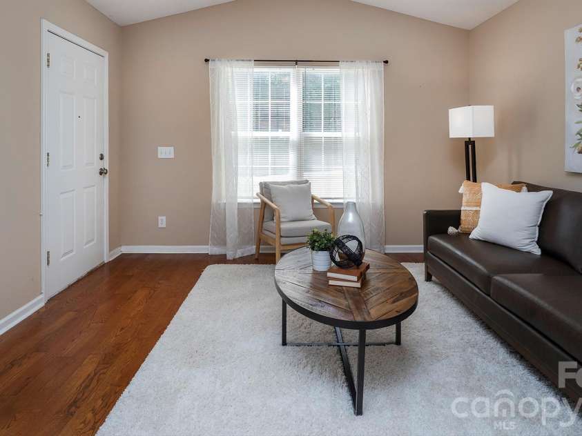 609 Forest Ridge Road, Kannapolis, NC 28083.  MLS# CAR4389499, YatesRealty ID 28064. 