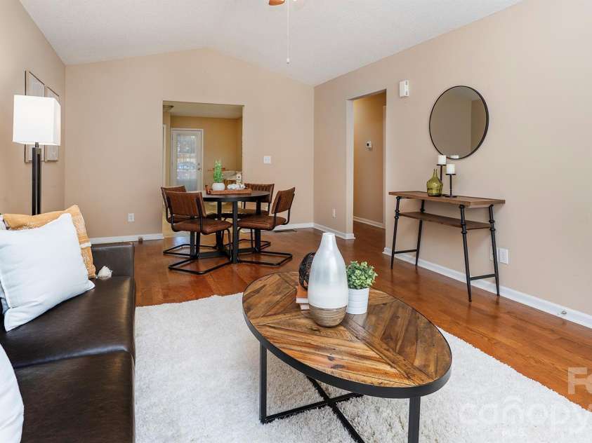 609 Forest Ridge Road, Kannapolis, NC 28083.  MLS# CAR4389499, YatesRealty ID 28064. 