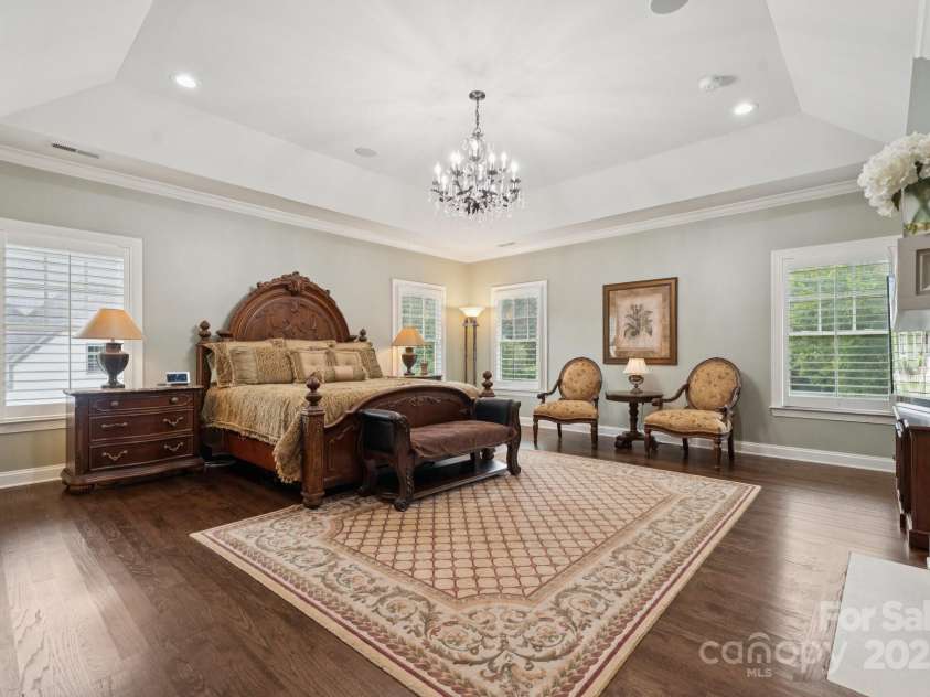 2145 Foxcroft Woods Lane, Charlotte, NC 28211.  MLS# CAR4284470, YatesRealty ID 28065. 