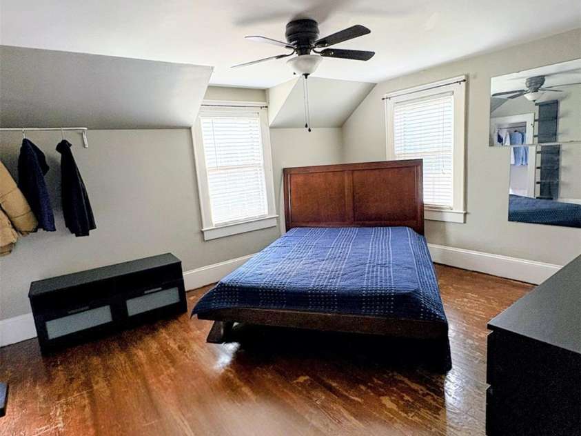 416 Race Street, Statesville, NC 28677.  MLS# CAR4359159, YatesRealty ID 28065. 