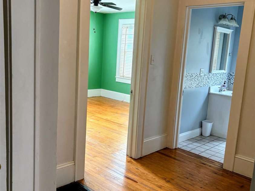 416 Race Street, Statesville, NC 28677.  MLS# CAR4359159, YatesRealty ID 28065. 
