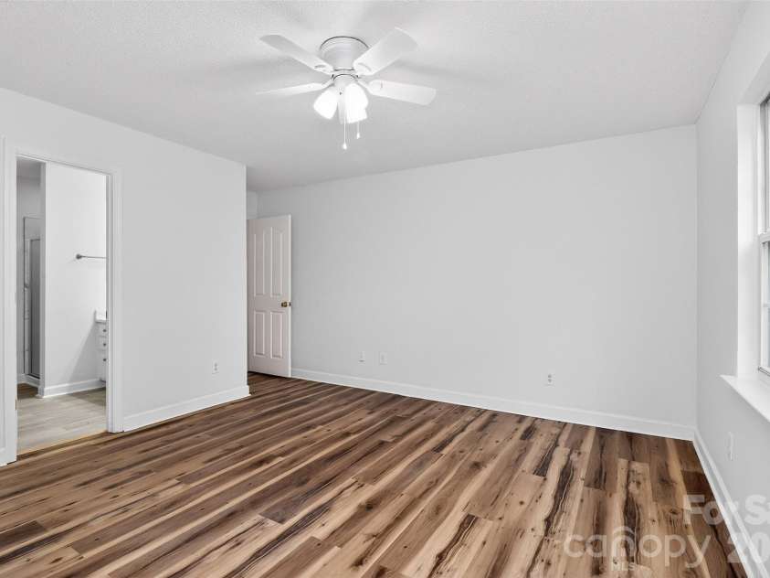 1194 Tufton Place, Concord, NC 28027.  MLS# CAR4386045, YatesRealty ID 28066. 