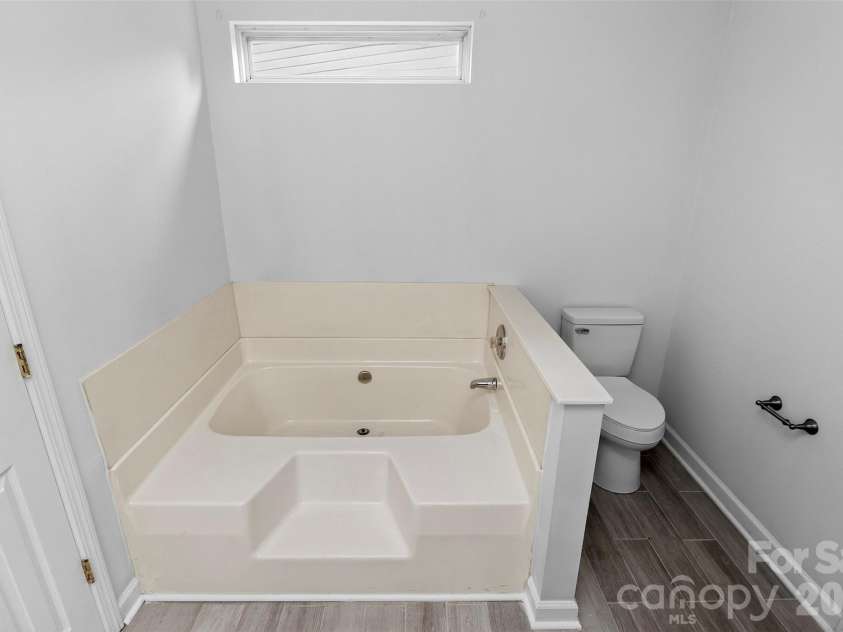 1194 Tufton Place, Concord, NC 28027.  MLS# CAR4386045, YatesRealty ID 28066. 