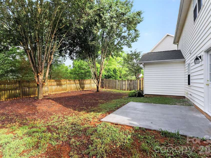 1194 Tufton Place, Concord, NC 28027.  MLS# CAR4386045, YatesRealty ID 28066. 
