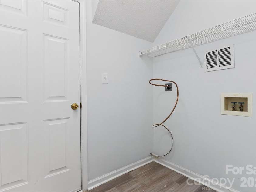 1194 Tufton Place, Concord, NC 28027.  MLS# CAR4386045, YatesRealty ID 28066. 