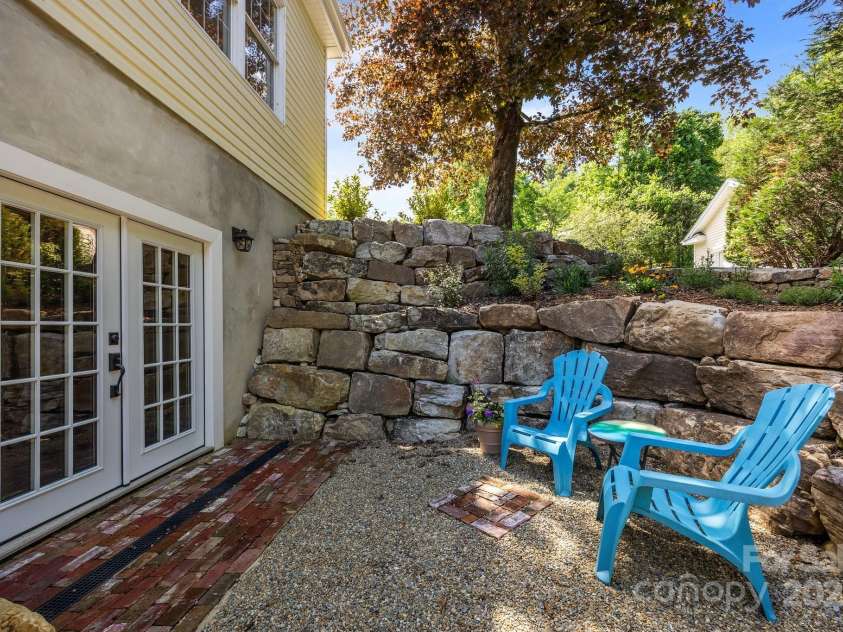 100 Poplar Spring Trail, Hendersonville, NC 28739.  MLS# CAR4251710, YatesRealty ID 28067. Basement Walkout