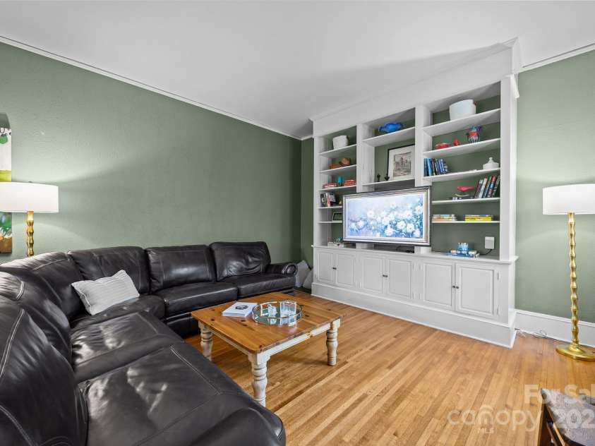 100 Poplar Spring Trail, Hendersonville, NC 28739.  MLS# CAR4251710, YatesRealty ID 28067. Living Room w/Built-in
