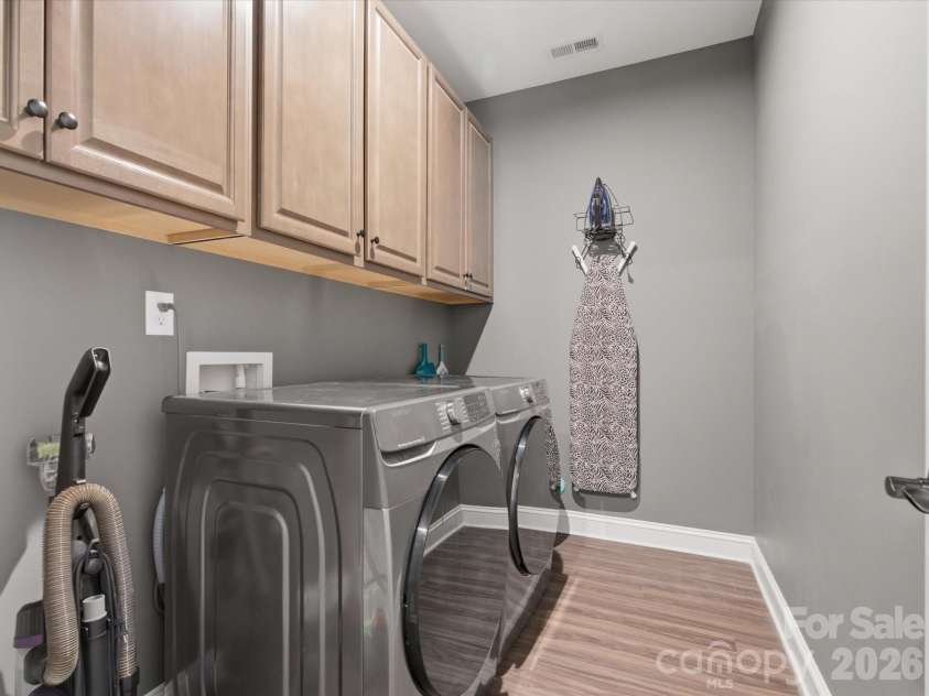 7004 Treetop Court, York, SC 29745.  MLS# CAR4365788, YatesRealty ID 28067. 
