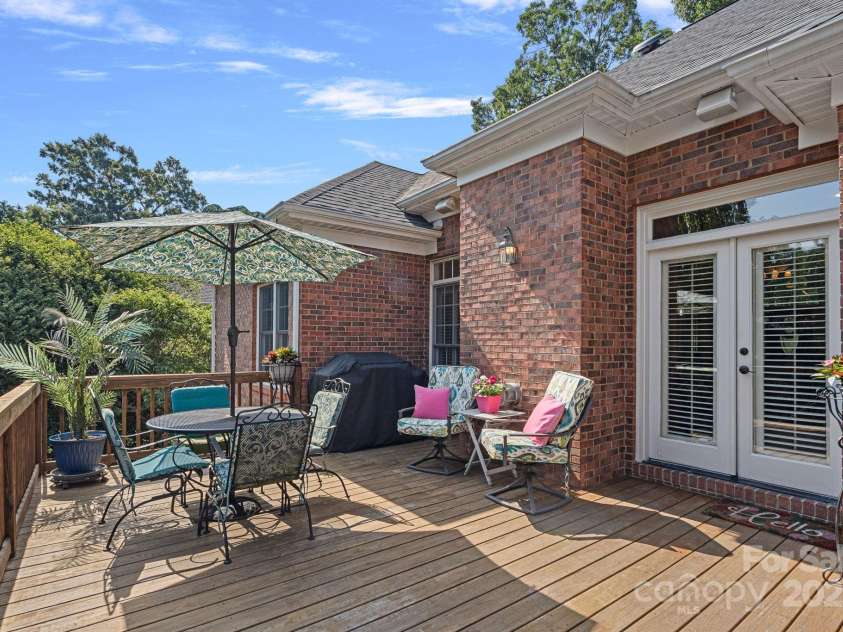 343 Gringley Hill Road, Fort Mill, SC 29708.  MLS# CAR4274138, YatesRealty ID 28068. Deck