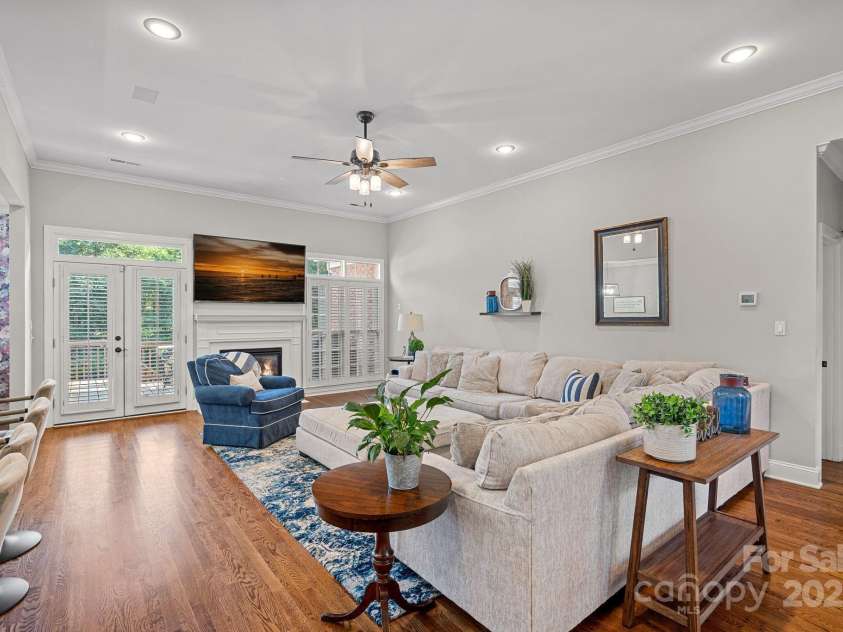343 Gringley Hill Road, Fort Mill, SC 29708.  MLS# CAR4274138, YatesRealty ID 28068. Family Room