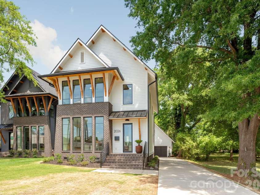 2026 Washington Avenue, Charlotte, NC 28216.  MLS# CAR4378553, YatesRealty ID 28069. 