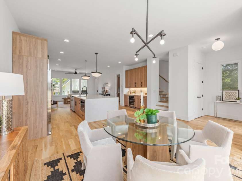 2026 Washington Avenue, Charlotte, NC 28216.  MLS# CAR4378553, YatesRealty ID 28069. 