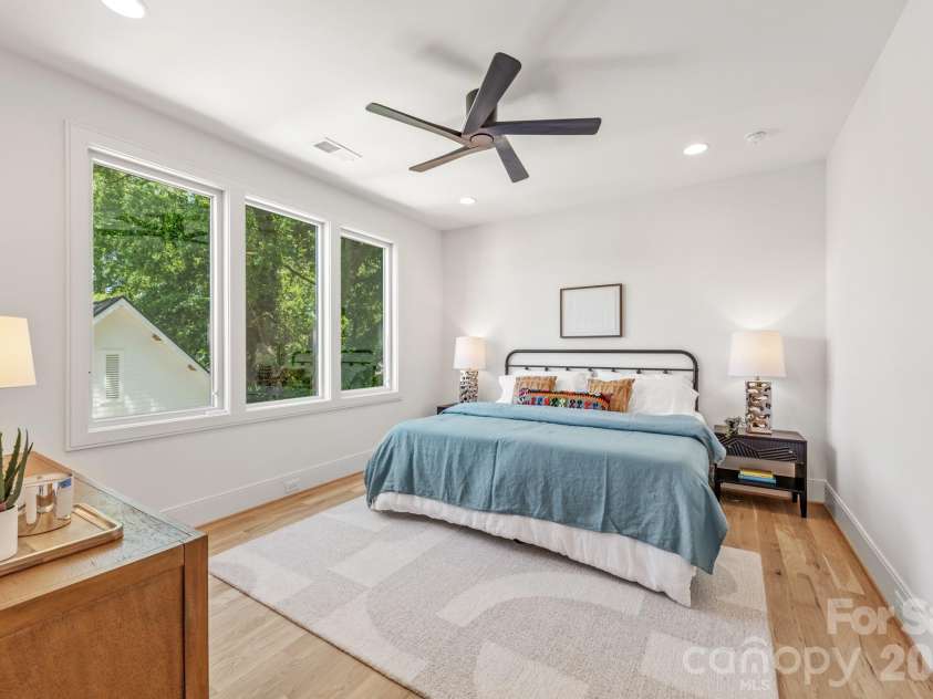 2026 Washington Avenue, Charlotte, NC 28216.  MLS# CAR4378553, YatesRealty ID 28069. 