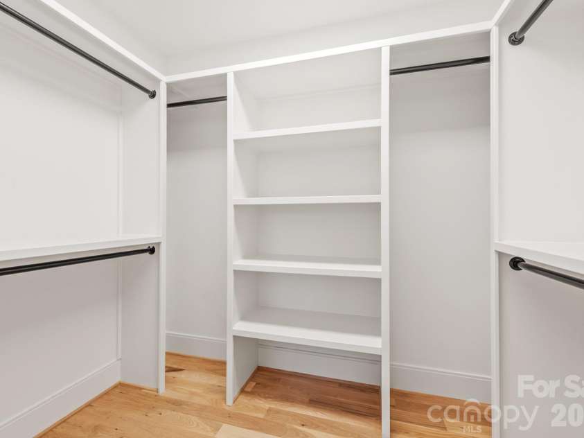 2026 Washington Avenue, Charlotte, NC 28216.  MLS# CAR4378553, YatesRealty ID 28069. 