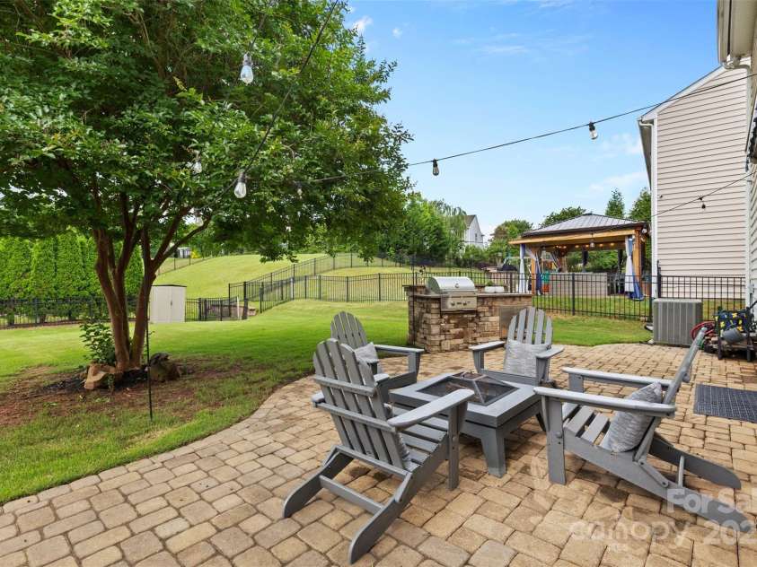 2042 Newport Drive, Fort Mill, SC 29707.  MLS# CAR4257730, YatesRealty ID 28069. 