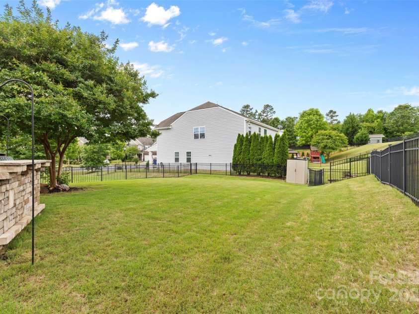 2042 Newport Drive, Fort Mill, SC 29707.  MLS# CAR4257730, YatesRealty ID 28069. 