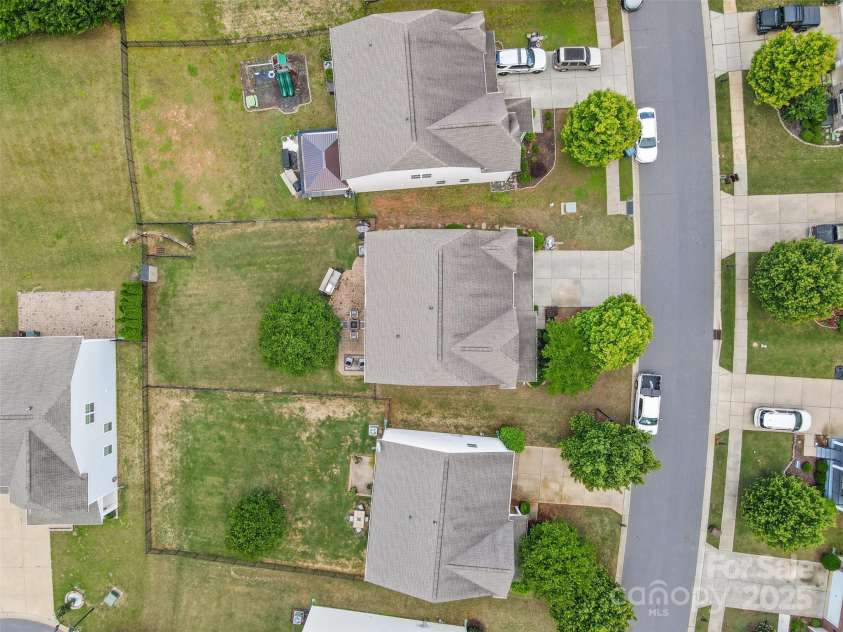 2042 Newport Drive, Fort Mill, SC 29707.  MLS# CAR4257730, YatesRealty ID 28069. 