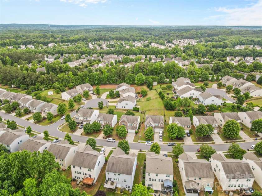 2042 Newport Drive, Fort Mill, SC 29707.  MLS# CAR4257730, YatesRealty ID 28069. 