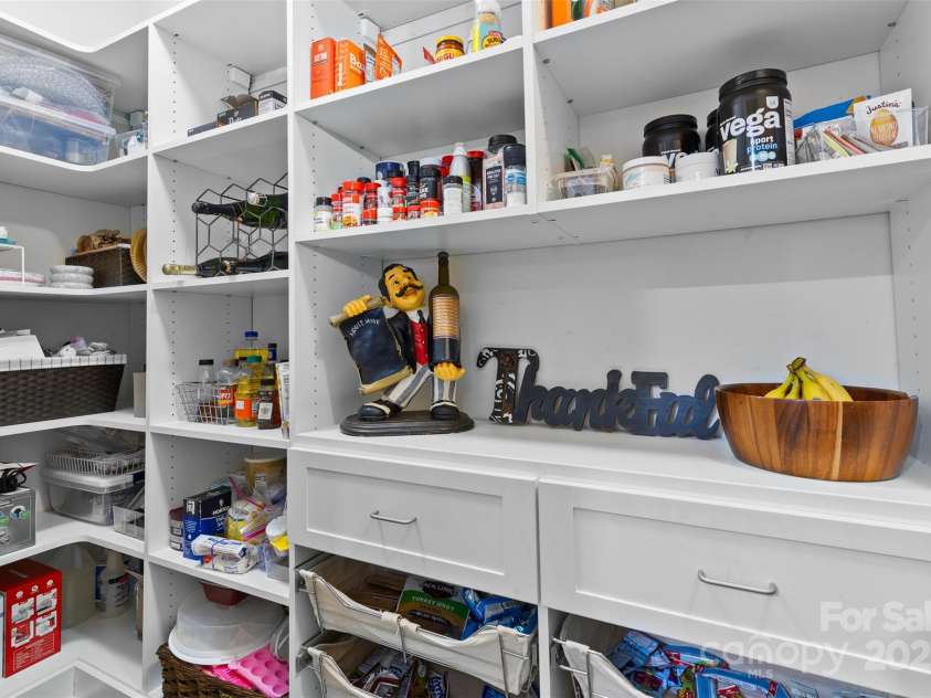 2042 Newport Drive, Fort Mill, SC 29707.  MLS# CAR4257730, YatesRealty ID 28069. Fully custom walk in pantry!