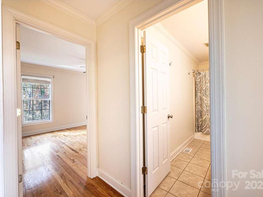 1436 20th Avenue Place, Hickory, NC 28601.  MLS# CAR4324813, YatesRealty ID 2807. 