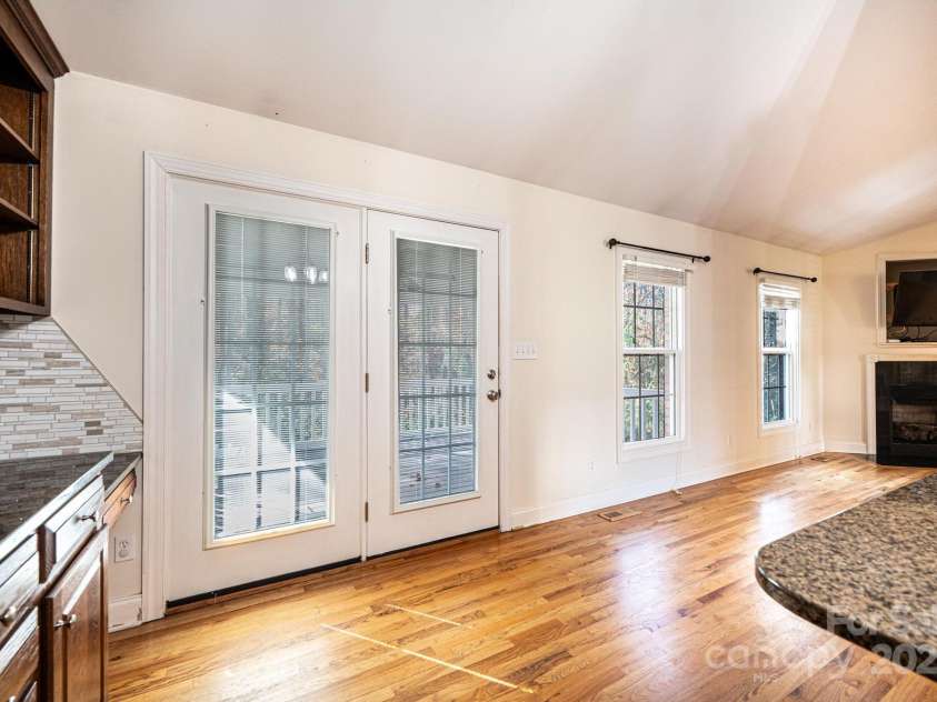 1436 20th Avenue Place, Hickory, NC 28601.  MLS# CAR4324813, YatesRealty ID 2807. Kitchen