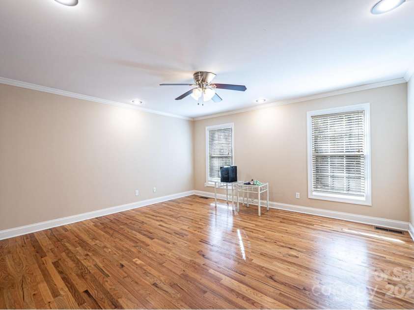 1436 20th Avenue Place, Hickory, NC 28601.  MLS# CAR4324813, YatesRealty ID 2807. Primary Bedroom