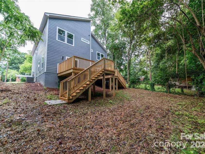 311 Echodale Drive, Charlotte, NC 28217.  MLS# CAR4202970, YatesRealty ID 2807. 