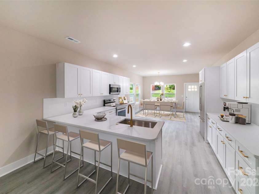 311 Echodale Drive, Charlotte, NC 28217.  MLS# CAR4202970, YatesRealty ID 2807. Virtually staged