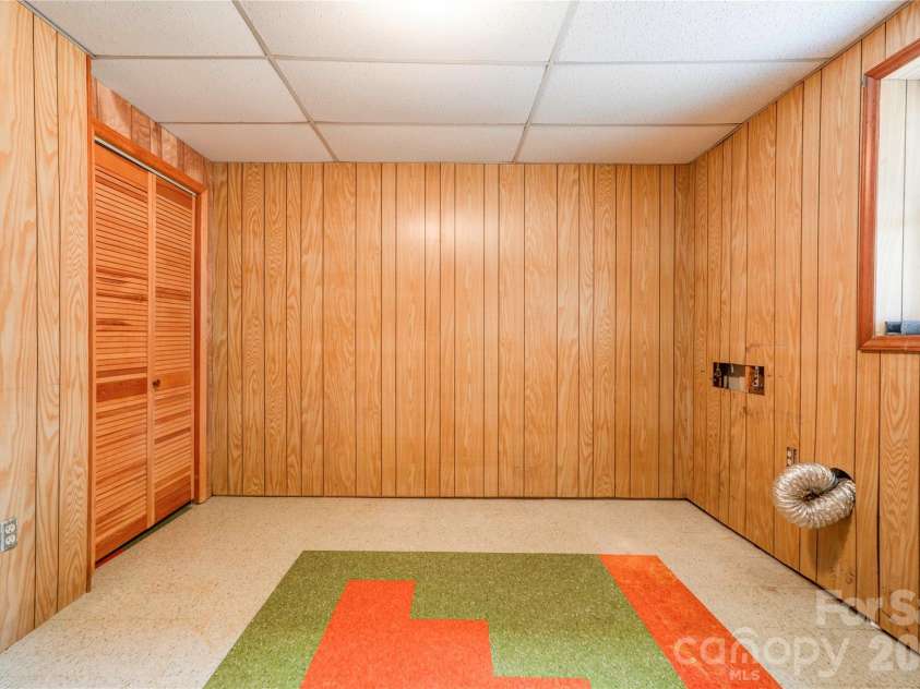 845 Long Branch Road, Grover, NC 28073.  MLS# CAR4353452, YatesRealty ID 2807. Laundry Room with Closet - Basement