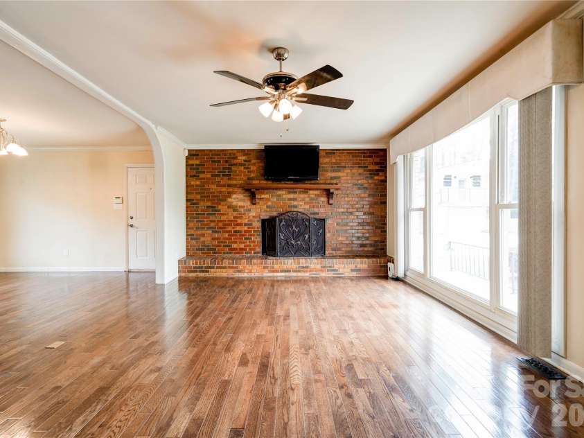 845 Long Branch Road, Grover, NC 28073.  MLS# CAR4353452, YatesRealty ID 2807. Living Room
