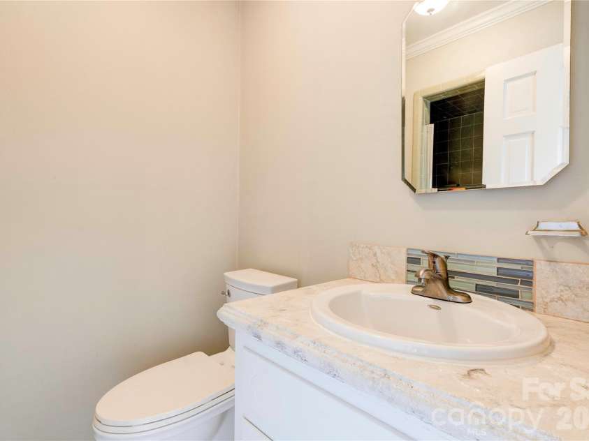 845 Long Branch Road, Grover, NC 28073.  MLS# CAR4353452, YatesRealty ID 2807. Primary Bathroom