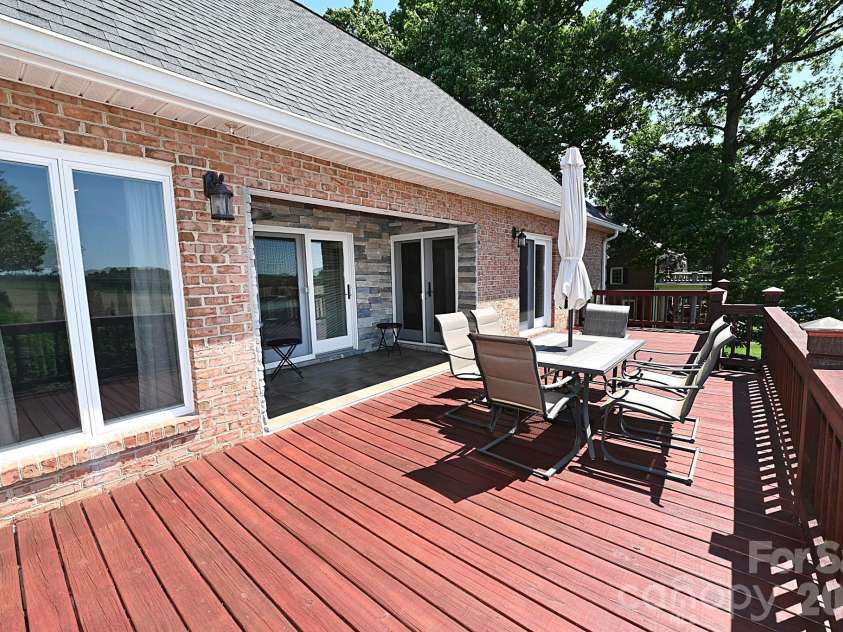 3493 Duck Pond Drive, Conover, NC 28613.  MLS# CAR4380990, YatesRealty ID 28070. 