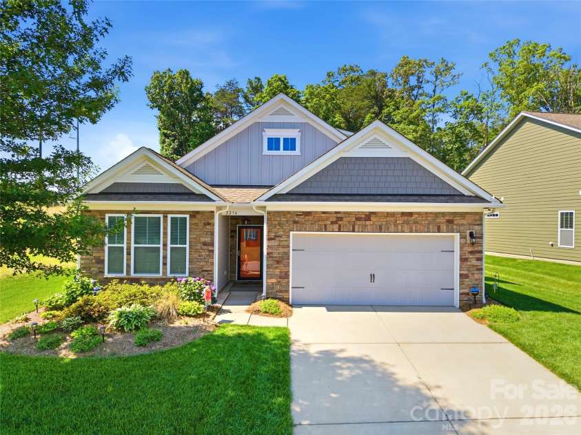 2274 Seagull Drive, Denver, NC 28037.  MLS# CAR4385736, YatesRealty ID 28071. 