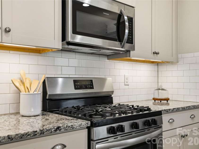 2274 Seagull Drive, Denver, NC 28037.  MLS# CAR4385736, YatesRealty ID 28071. 