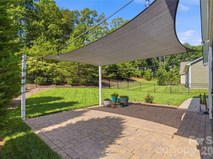 2274 Seagull Drive, Denver, NC 28037.  MLS# CAR4385736, YatesRealty ID 28071. 