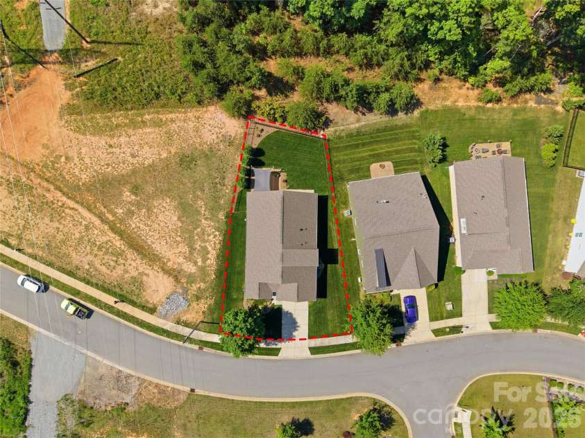 2274 Seagull Drive, Denver, NC 28037.  MLS# CAR4385736, YatesRealty ID 28071. 