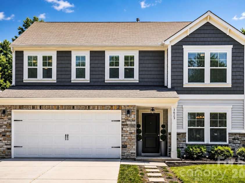 3623 Hayden Drive, Charlotte, NC 28269.  MLS# CAR4385829, YatesRealty ID 28072. 