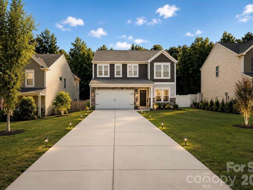 3623 Hayden Drive, Charlotte, NC 28269.  MLS# CAR4385829, YatesRealty ID 28072. 